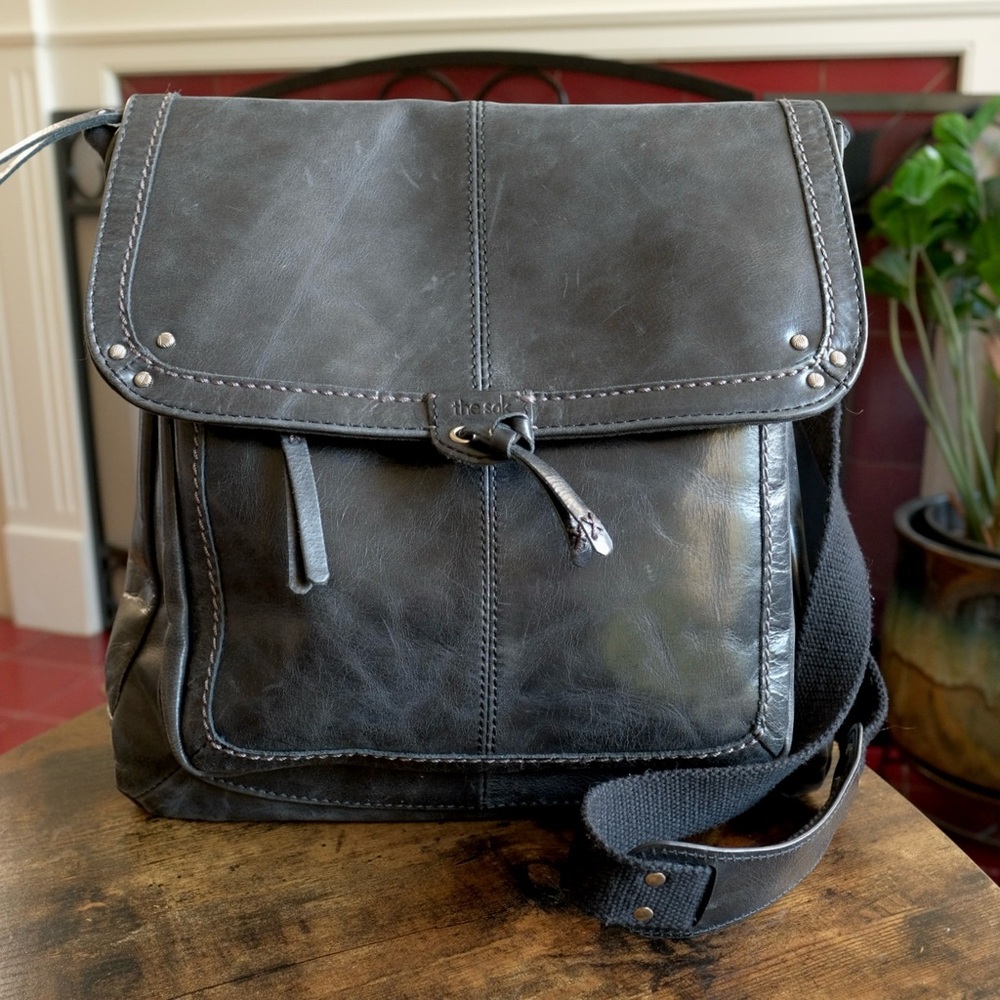Stylish Black Leather Women's Bag